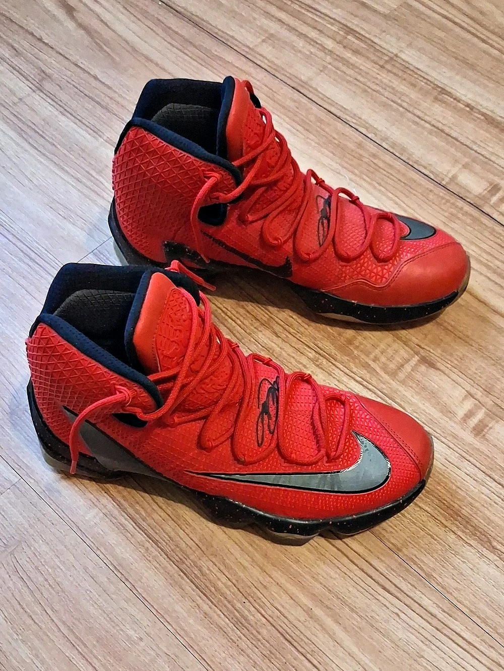 Nike LeBron 13 Elite 'University Red'